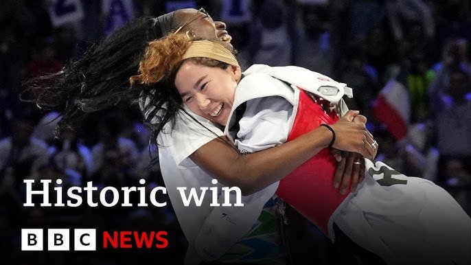 “Zakia Khudadadi: Afghan Refugee Wins Paralympic Bronze, Inspires with Message of Hope” 2024