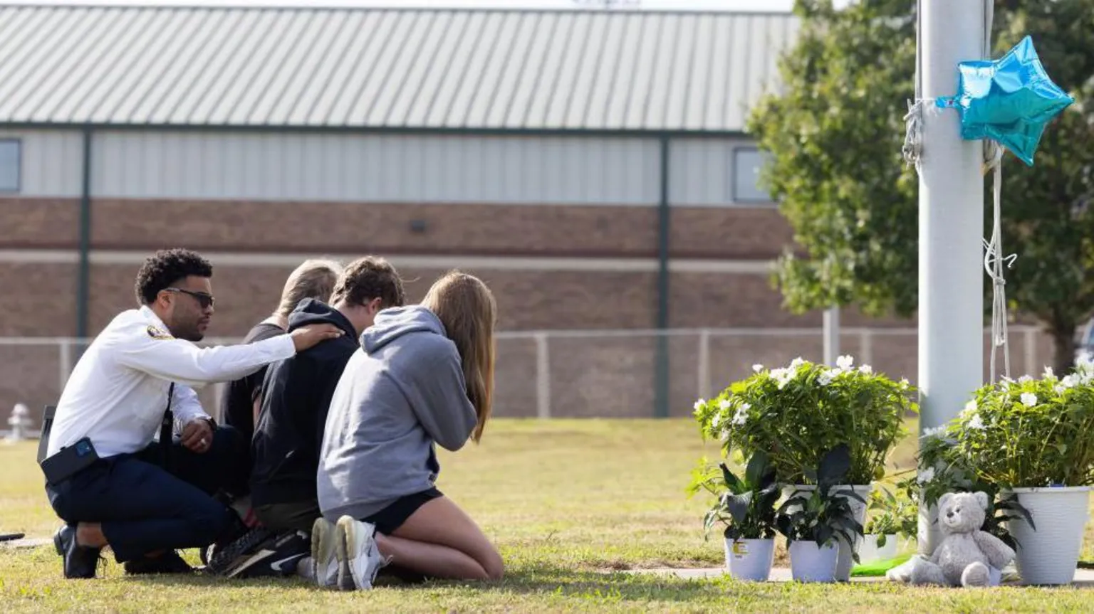 “Father of Teen Accused in Georgia School Shooting Faces Charges 2024”